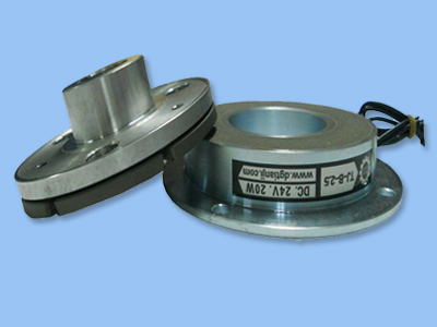 三相感應(yīng)電動(dòng)機(jī)和電磁制動(dòng)裝置的機(jī)電一體化產(chǎn)品